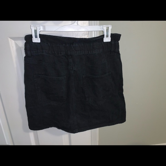 Black denim skirt - Picture 2 of 2